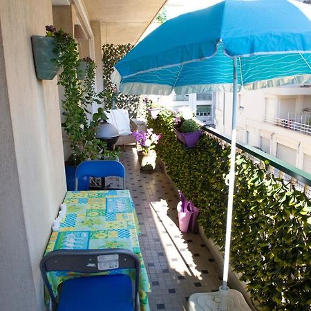 Chill Out Apartment, 2 Mins From Beach Nice Eksteriør bilde