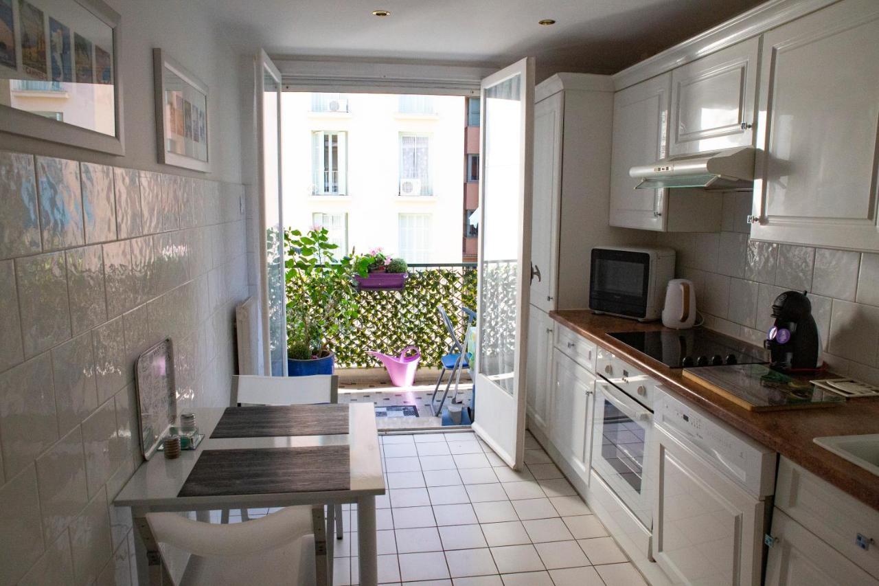 Chill Out Apartment, 2 Mins From Beach Nice Eksteriør bilde