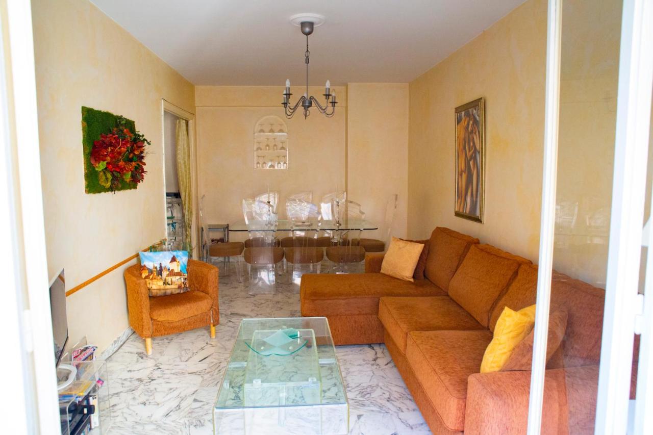 Chill Out Apartment, 2 Mins From Beach Nice Eksteriør bilde